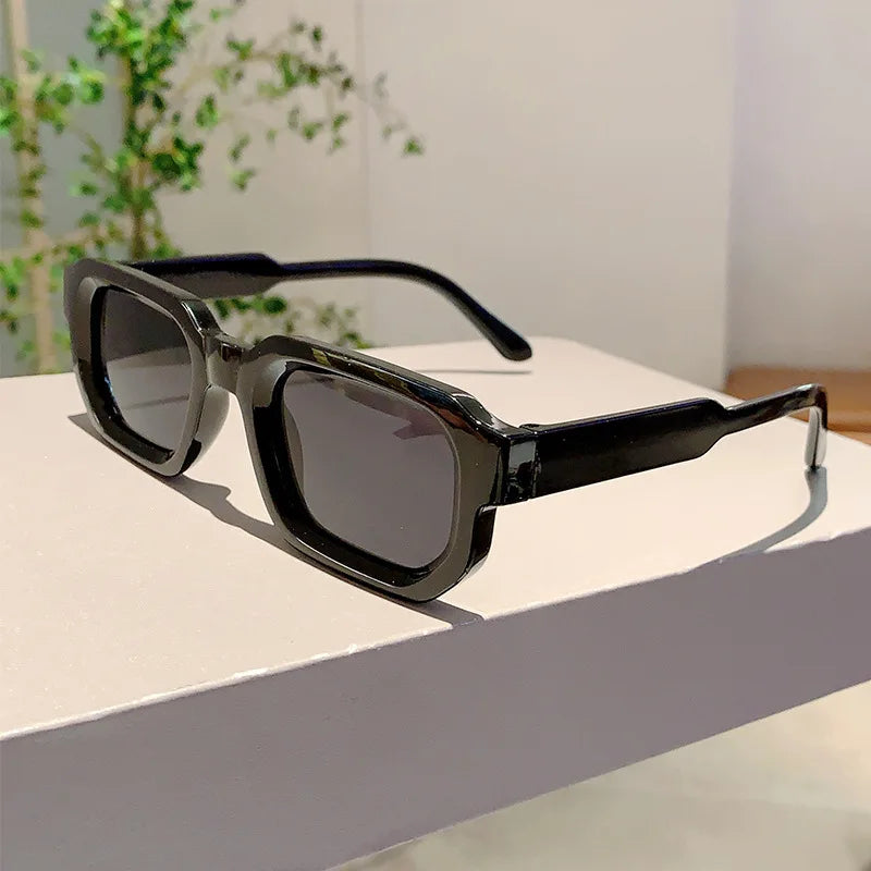 RBB Vintage Rectangle Sunglasses – Unisex Retro Luxury UV400 Fashion Eyewear