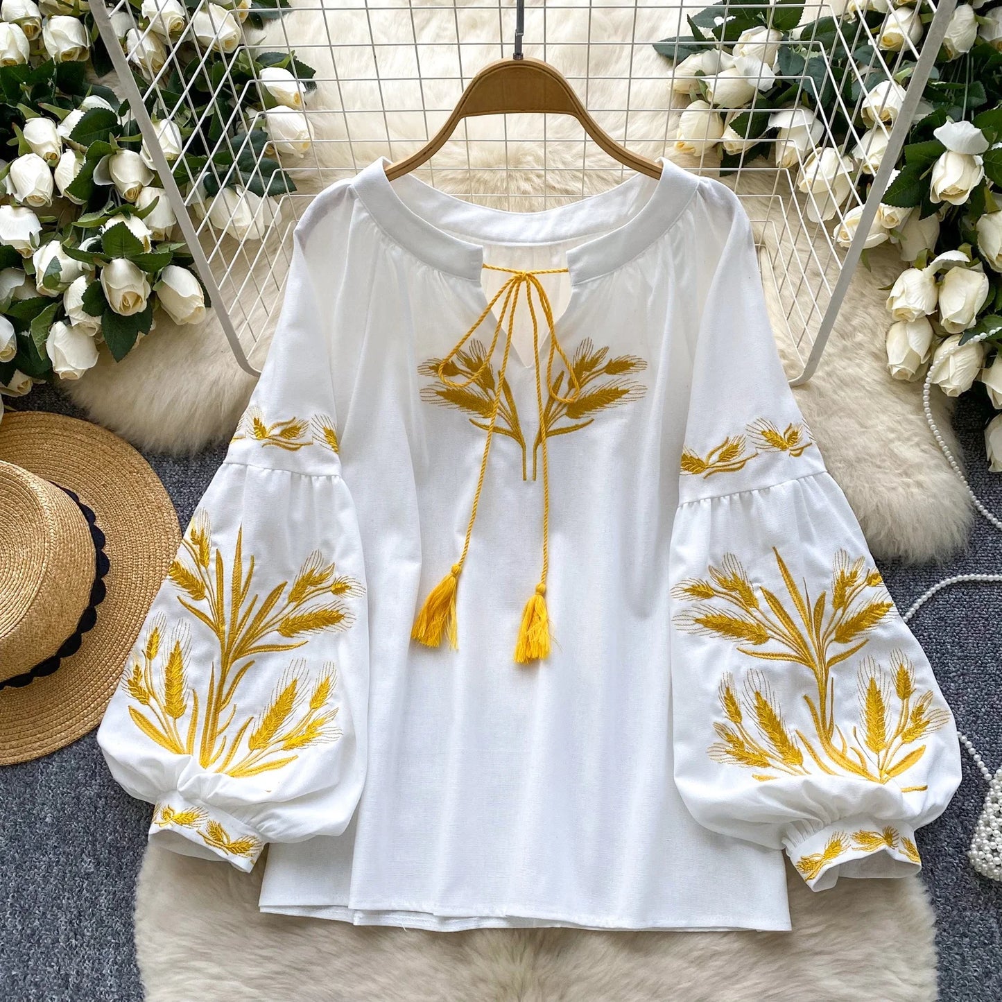 Retro Ethnic Heavy Embroidery Loose Casual round Ne Lantern Sve irt Women's Faionable Base Layer Top