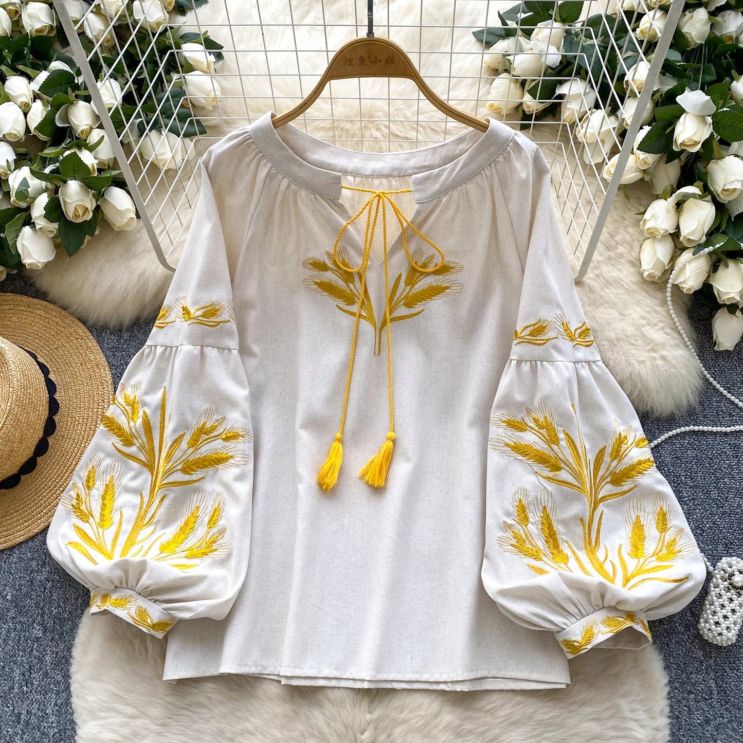 Retro Ethnic Heavy Embroidery Loose Casual round Ne Lantern Sve irt Women's Faionable Base Layer Top