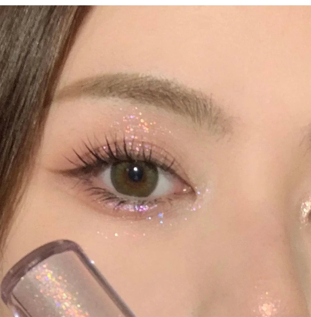 Balletism Liquid Eyeshadow – Fine Shimmer Highlighter for Delicate, Influencer-Ready Eye Looks