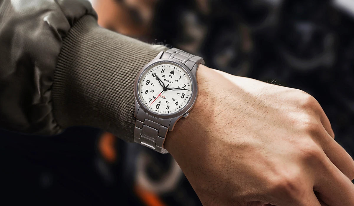 RBB Titanium Field Pilot Watch – Super Luminous Men's Outdoor Quartz Wristwatch with Sapphire Glass (5ATM)