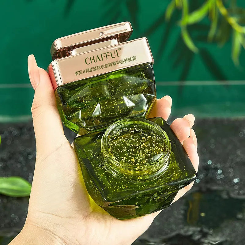Revitalizing Korean Face Cream – Lifting, Brightening & Moisturizing