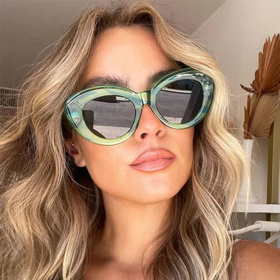 RBB Oversized Cat Eye Sunglasses – Green Striped Retro UV400 Shades