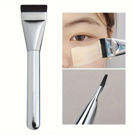 Oval Foundation Brush – Ultra-Fine, Hypoallergenic Contour Tool (1/2 Pcs)