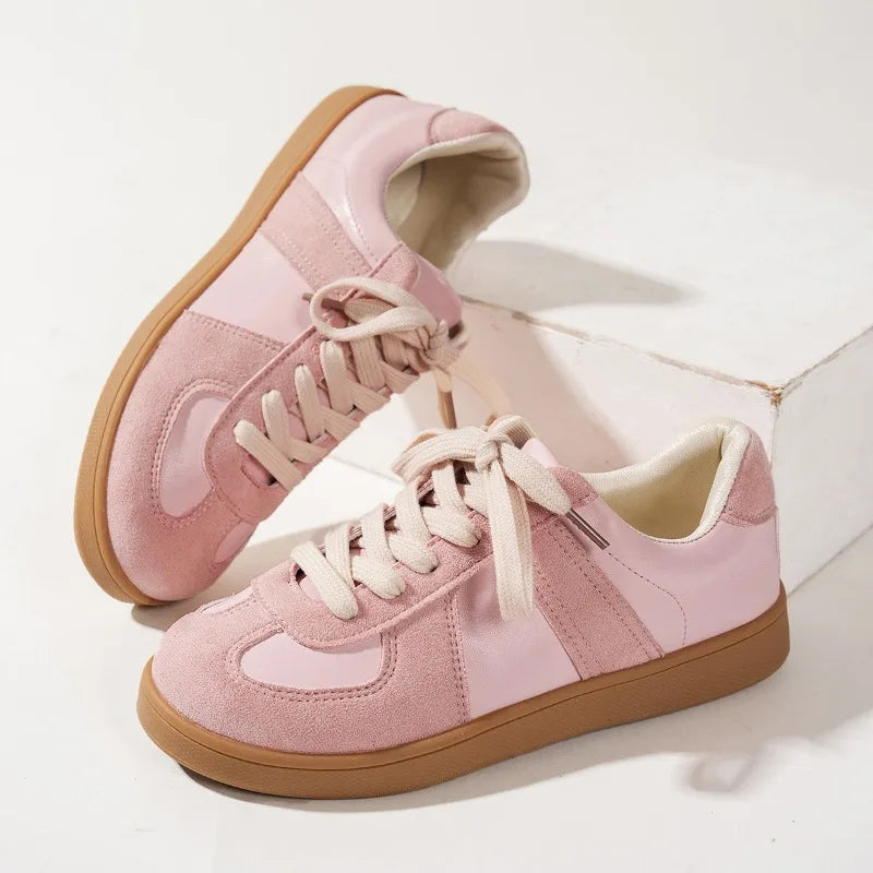 Women's Retro Patchwork Sneakers – Casual Lace-Up Flats