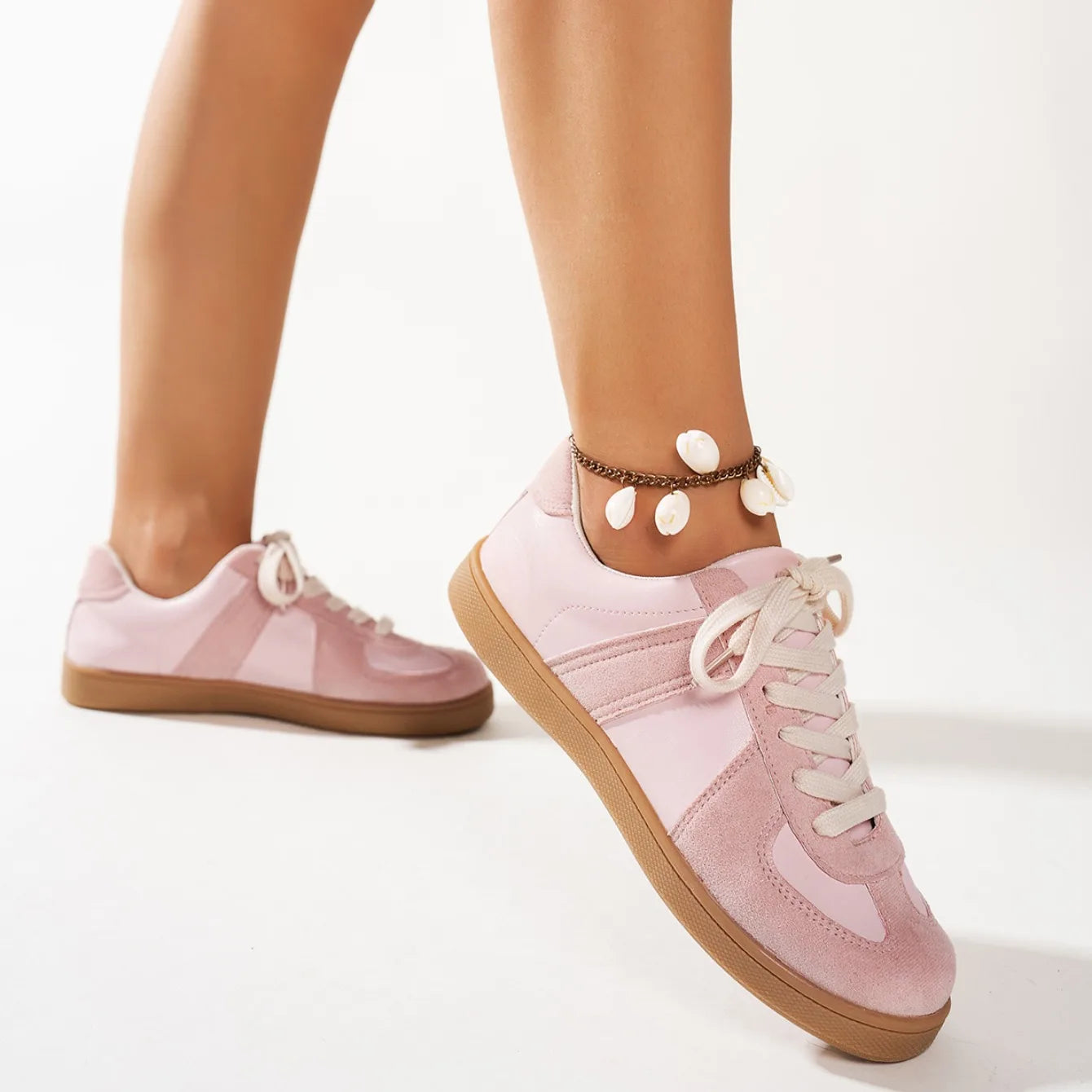 Women's Retro Patchwork Sneakers – Casual Lace-Up Flats