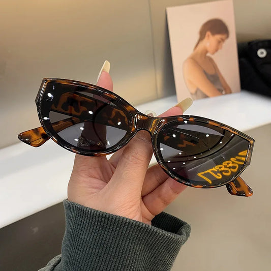 RBB Women’s Retro Oval Sunglasses – UV400 Vintage Street Style Shades
