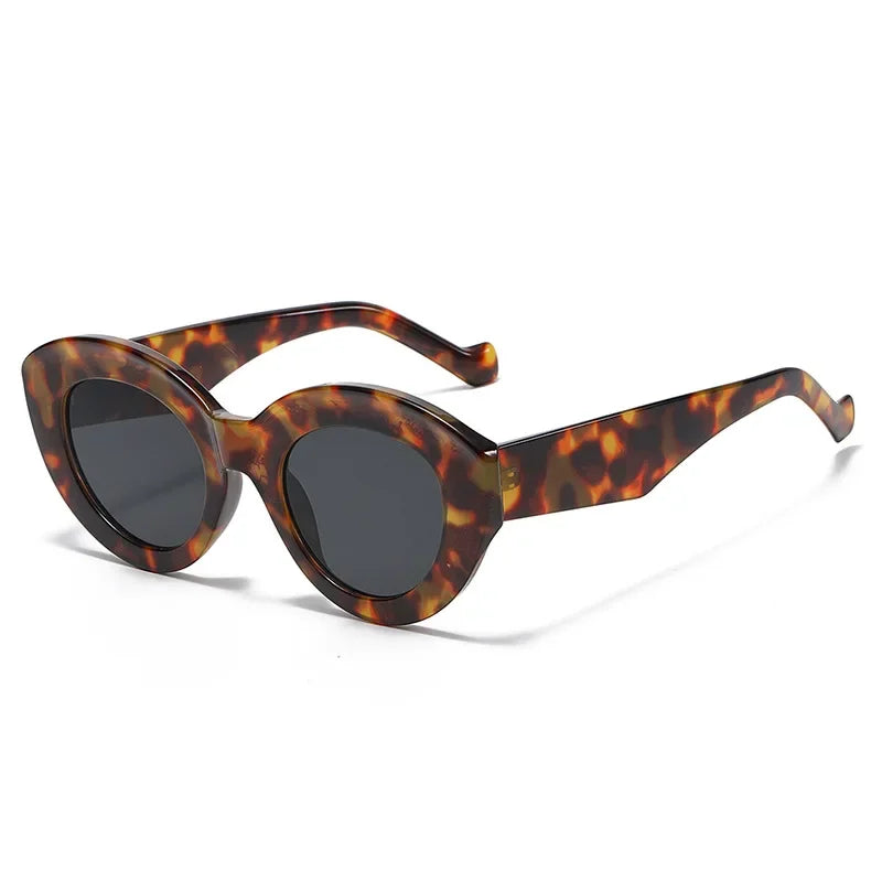 RBB Oversized Cat Eye Sunglasses – Green Striped Retro UV400 Shades
